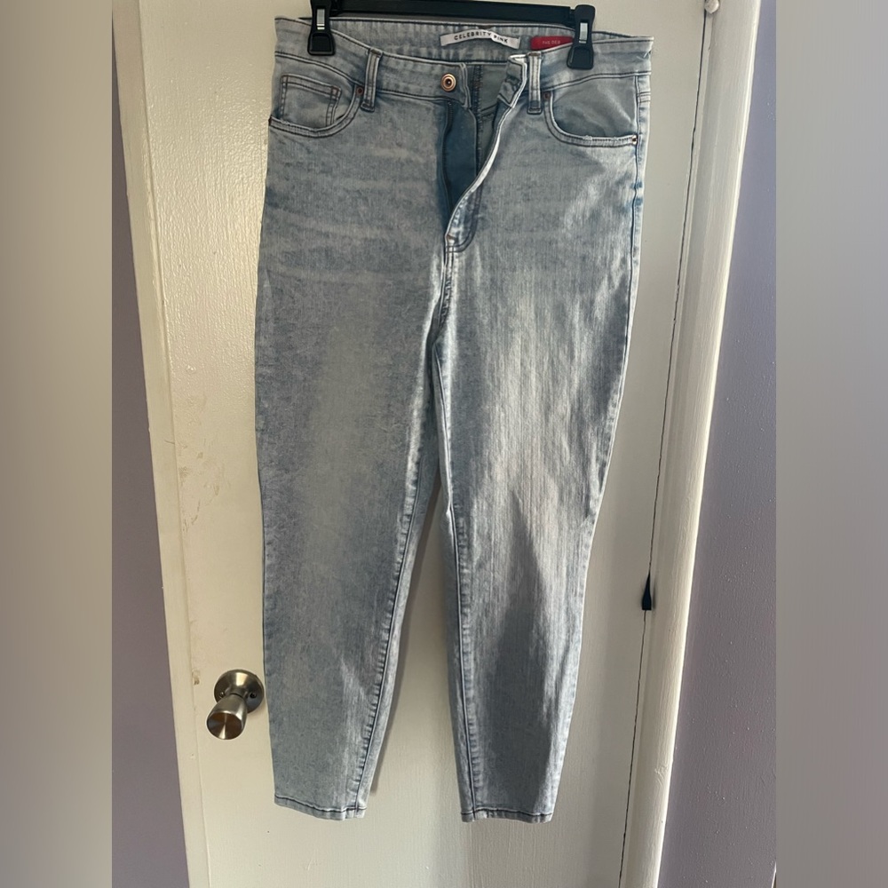 Celebrity Pink Deb Jeans size 33
